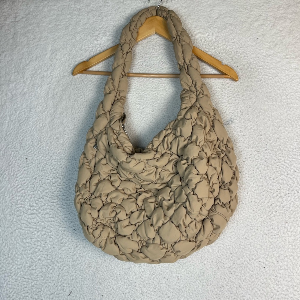 Aritzia Babaton quilted puffy bag